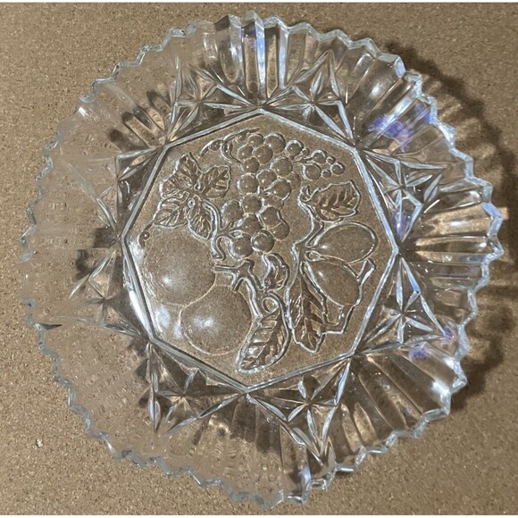 Embossed Fruit Bowl or Centerpiece 11x2' Dish, Antique MCM Federal Glass Co. - Picture 3 of 16